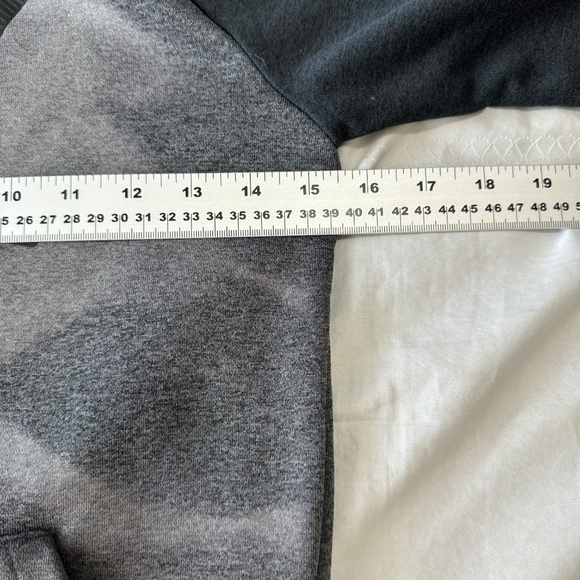 Hurley Boy's Gray Activewear Pullover Hoodie‎ Long Sleeve Size Small Performance - Picture 10 of 14